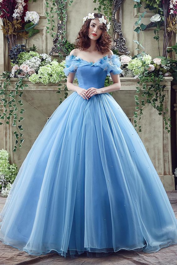 Váy áo cưới công chúa xòe tay lỡ màu xanh