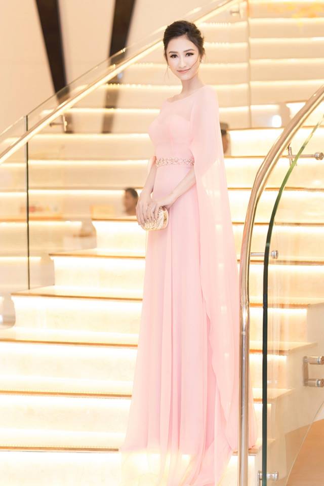 Đầm váy dạ hội cao cấp màu hồng pastel 