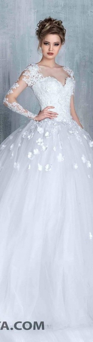 Áo cưới xòe công chúa ST-027